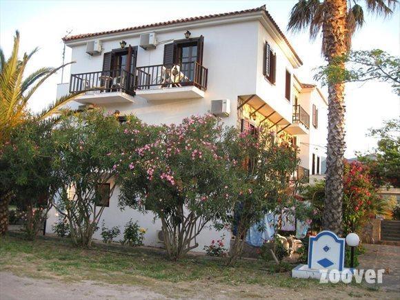 Islands Apartments Pétra Eksteriør bilde