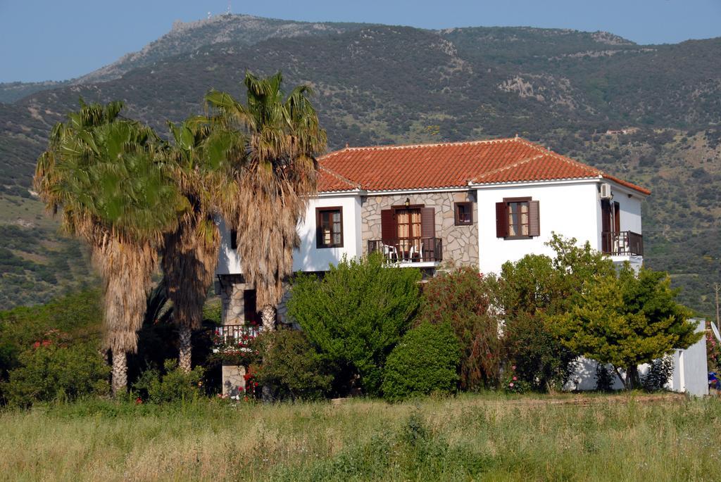 Islands Apartments Pétra Eksteriør bilde